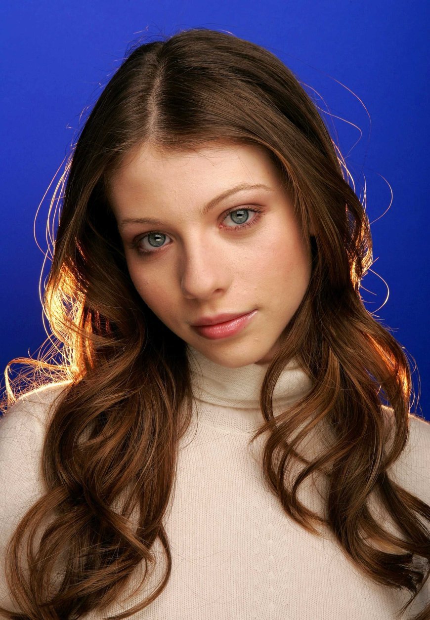Morre Michelle Trachtenberg, atriz de 'Gossip Girl' e 'Buffy', aos 39 anos