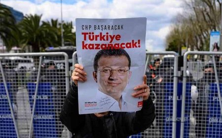 Protests in Istanbul after arrest of Mayor Ekrem İmamoğlu