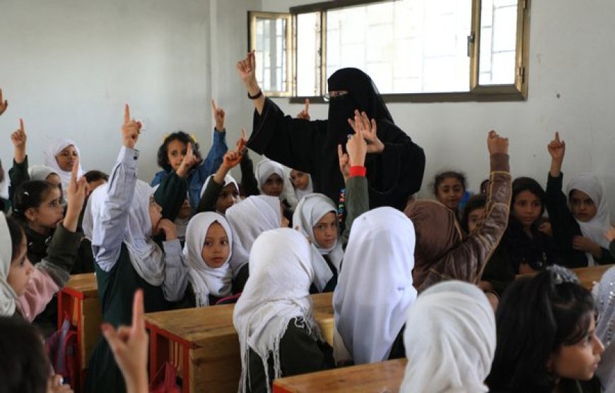 Houthis Raid Girls' School in Yemen, Expel Female Students