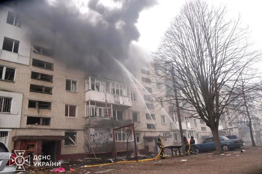 Russia bombs residential area in Ukraine: 28 dead and dozens injured