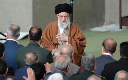 Iran vows "firm response" to possible US attacks