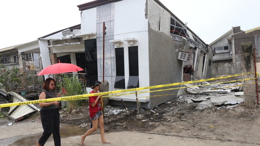 Terremoto de Forte Intensidade Atinge as Filipinas e Gera Alerta de Tsunami