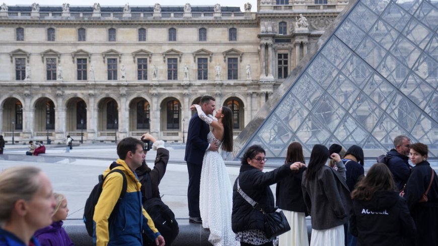 Roubo no Louvre abre mais escancara falhas de segurança e obriga diretora a prestar contas ao Senado francês