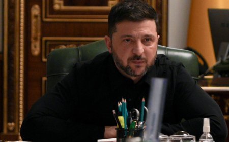 Comandante ucraniano surge em cidade sitiada enquanto Zelensky enfrenta o maior escândalo de corrupção da guerra