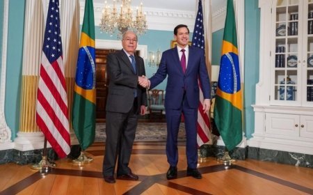 Após reunião tensa sobre tarifas, Marco Rubio divulga foto com Mauro Vieira e negociações entram em fase decisiva