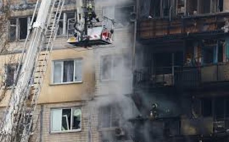 Ataque russo massivo deixa 3 mortos, dezenas de feridos e mais de 600 mil residências no escuro na Ucrânia