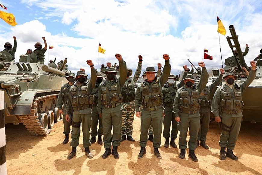 Alerta de Guerra: Maduro coloca Venezuela em “alerta total” após porta-aviões dos EUA chegar à região