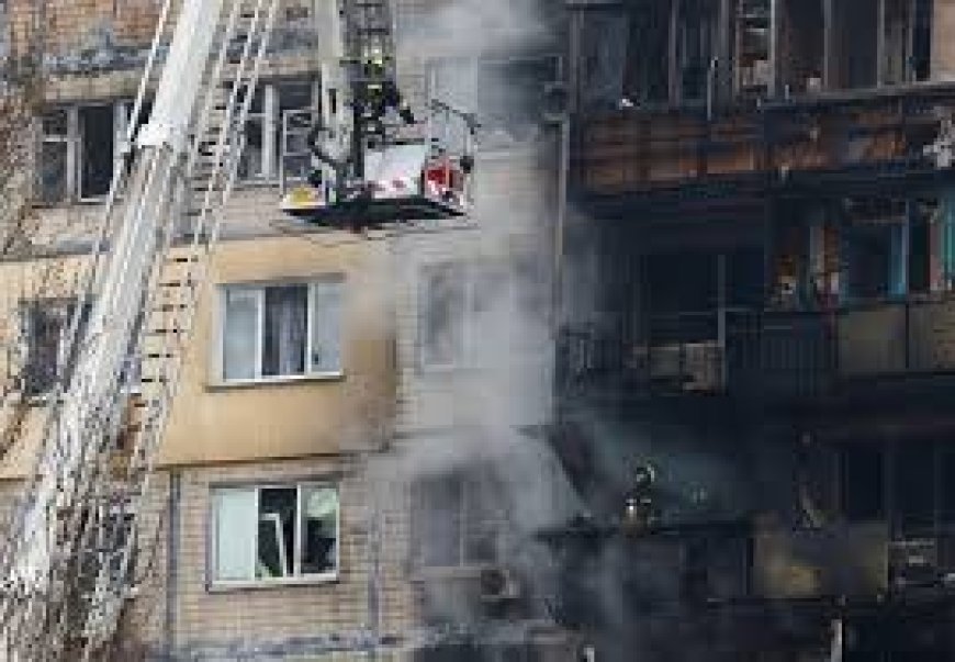 Ataque russo massivo deixa 3 mortos, dezenas de feridos e mais de 600 mil residências no escuro na Ucrânia