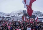 Miles de personas se manifiestan en la capital de Groenlandia contra la insistencia de EE. UU. en adquirir la isla