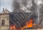 El Monasterio Bernardino de Lviv (Iglesia de San Andrés) se incendia tras ser alcanzado por un dron ruso