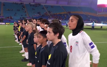 Seleção Feminina do Irã se recusa a cantar hino do regime islâmico em protesto silencioso na Copa da Ásia; ato ganha repercussão global em meio à guerra