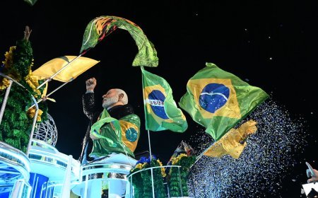 Datafolha Revela: 71% Consideram Inadequada Homenagem de Escola de Samba a Lula em Ano Eleitoral