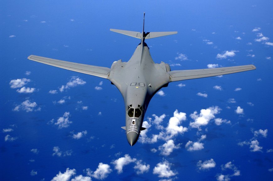 EUA Confirmam Emprego de Bombardeiros B-1B Lancer em Ataques a Alvos no Irã