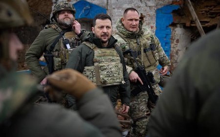 Ucrânia Destrói Centro de Comando Russo em Kherson e Elimina 100 Soldados de Elite do FSB, Confirma Zelenskyy