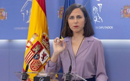 COWARD: Ione Belarra, Podemos' communist leader, flees from journalists and abandons the press conference to avoid answering questions about Sánchez's corruption after Zapatero's indictment